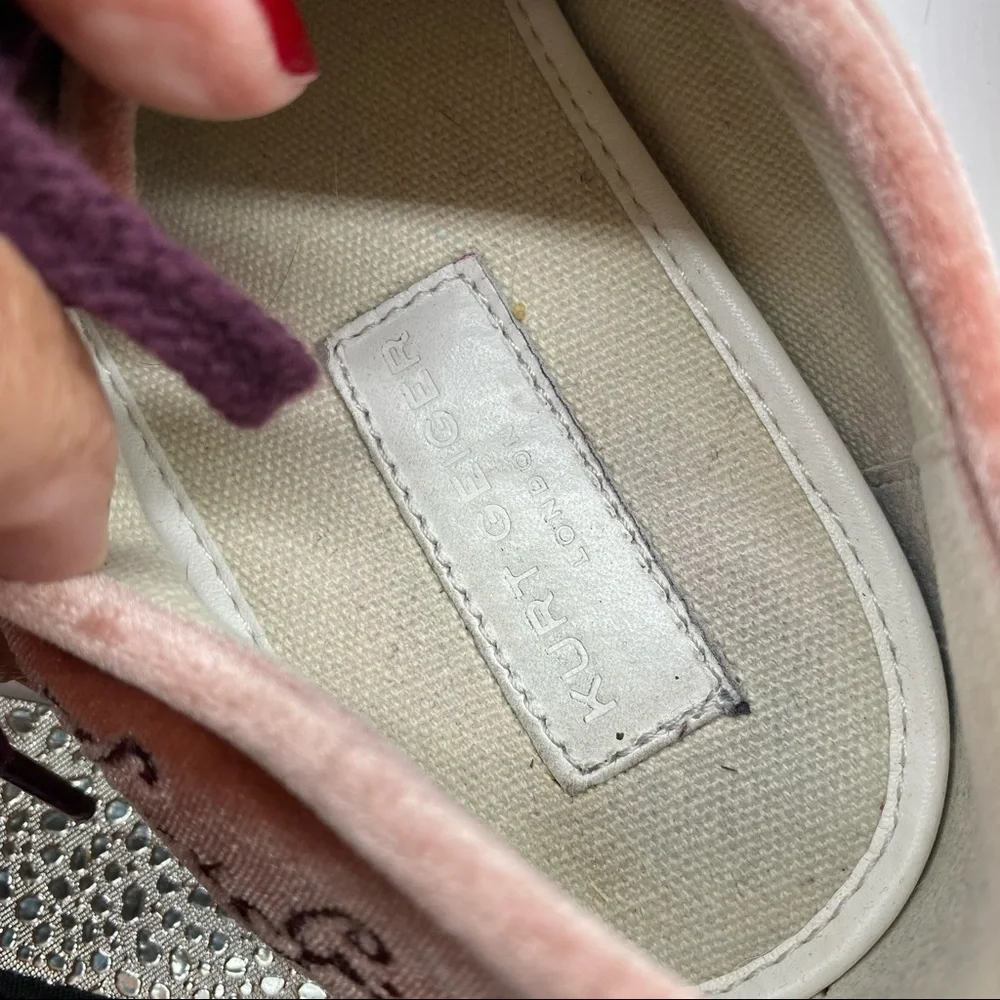 Kurt Geiger stylish pink